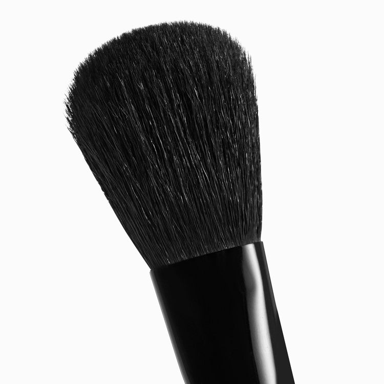 Blush brush matt black